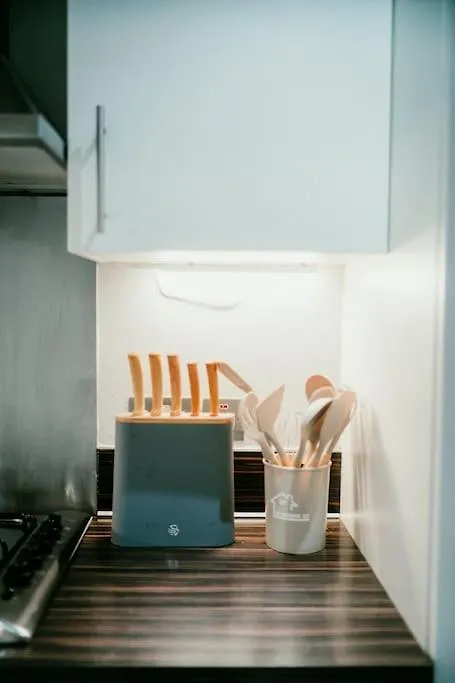 Urban Elegance: Luxury; Sleeps 6 Apartment Belfast